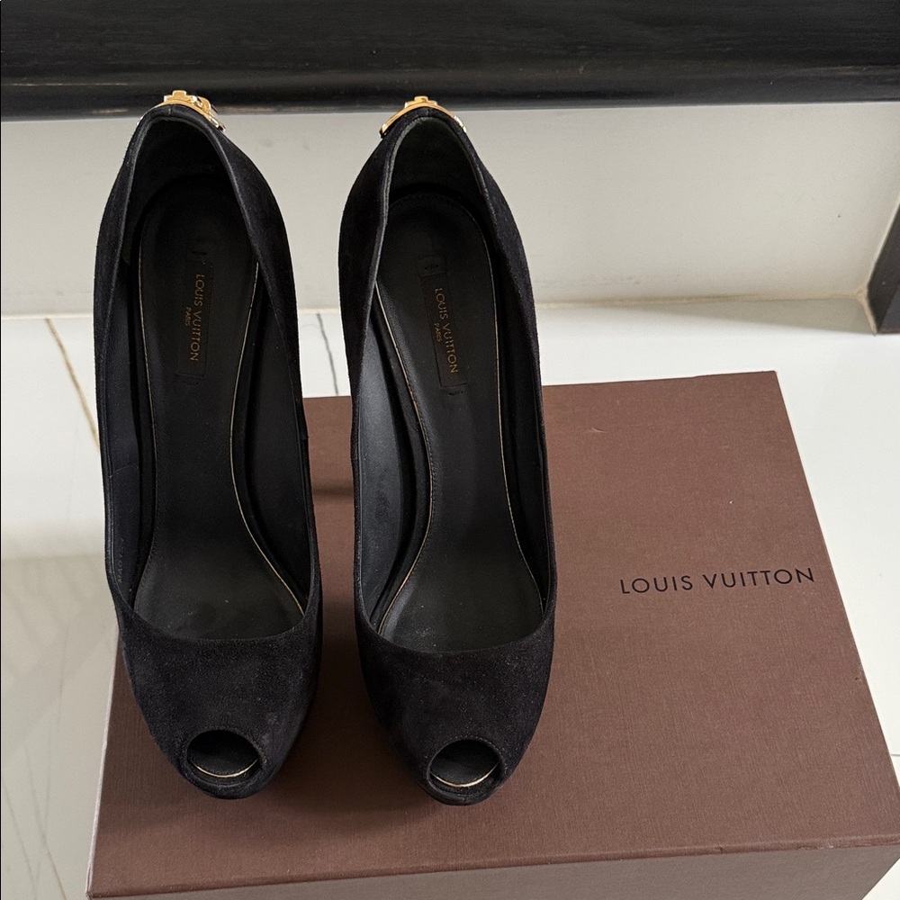 Louis Vuitton Black Peep Toe Heels